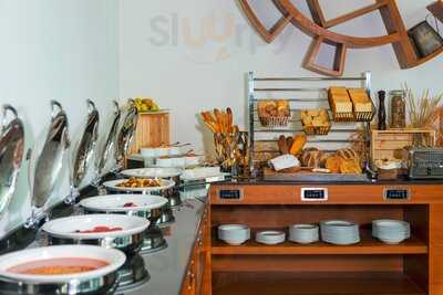 ‪la Cruise Restaurant‬