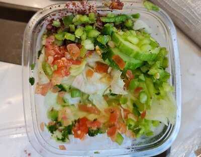 ‪al Tazaj Fakieh Bbq Chicken Restaurant‬