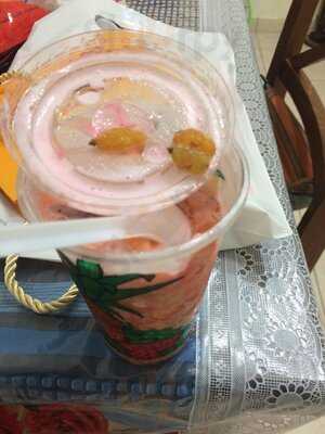 ‪royal Foods Restaurant‬