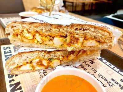 ‪pressman's Pressed Sandwiches‬