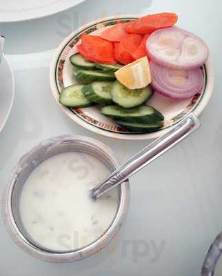 ‪royal Dawat Restaurant‬