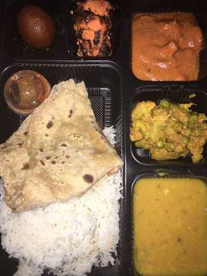 ‪royal Dawat Restaurant‬