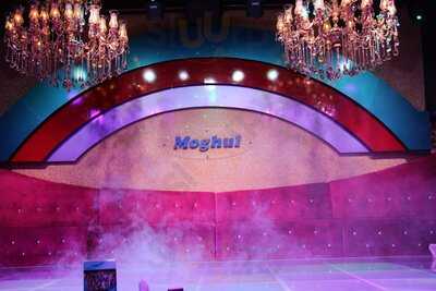 ‪moghul Room‬