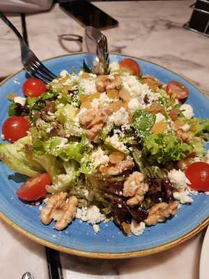 مطعم بسبورس دبي مول