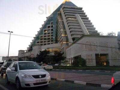 ‪planet Hollywood‬