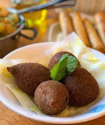 ‪sizzle Restaurant‬