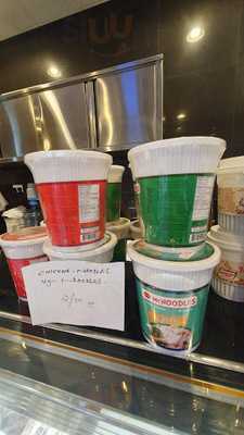 ‪peepees Restaurant‬