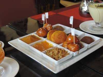 مطعم  وكافيه البرزة التراثي