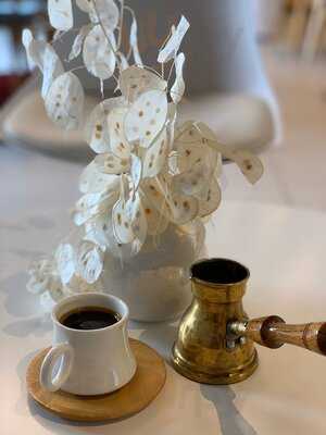 ‪surge Coffee Roasters‬