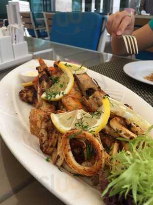 ‪al Dahleez Restaurant‬