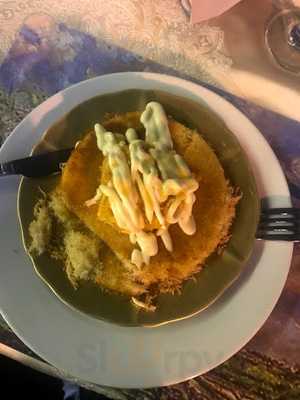 ‪al Dahleez Restaurant‬