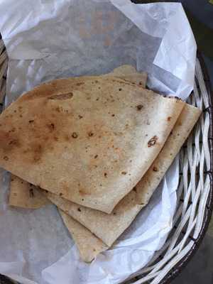 ‪green City Corner Cafeteria‬