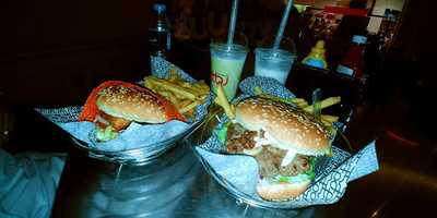 ‪gourment Burger Restaurant‬