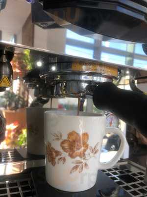 ‪al Ghala Cafeteria‬