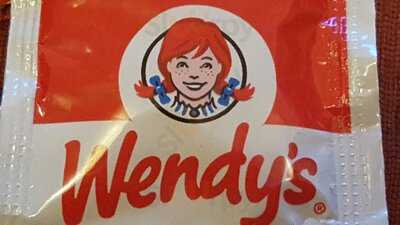 ‪wendy's Arby's‬