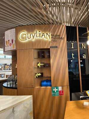 ‪guylian‬