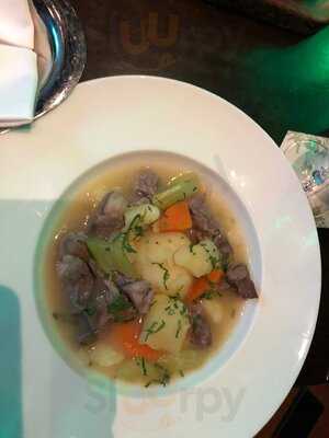 ‪piccolo Mondo Bay‬