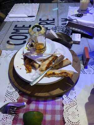 ‪piccolo Mondo Bay‬