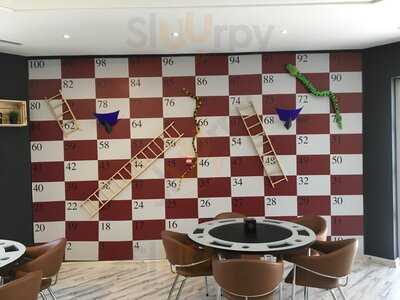 ‪checkmate Cafe‬