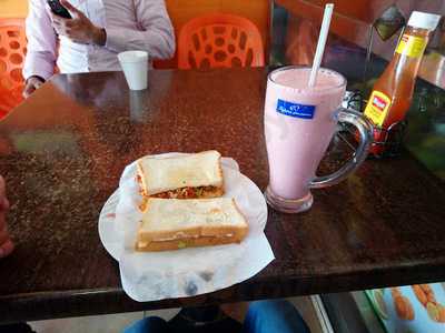 ‪al Safwa Cafeteria‬