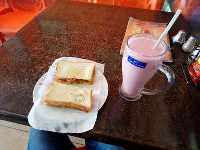 ‪al Safwa Cafeteria‬