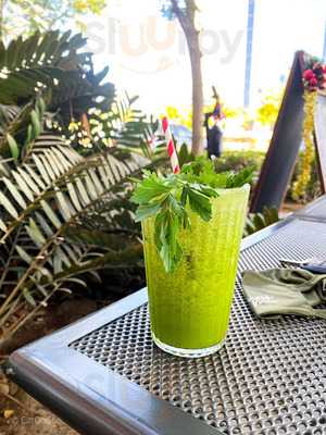 ‪arrow Cafeteria‬