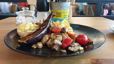 ‪arrow Cafeteria‬