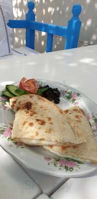 ‪al Bareeda Cafeteria‬