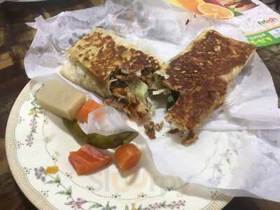 ‪al Muzeef Cafeteria‬