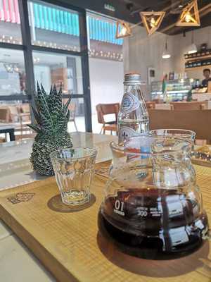 ‪zero Four Speciality Coffee‬