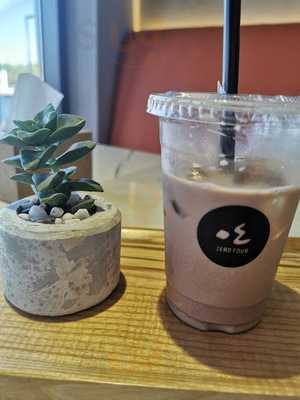 ‪zero Four Speciality Coffee‬