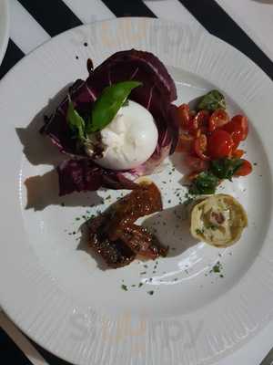 ‪tomato & Basilico‬