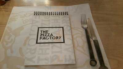 ‪the Pizza Factory‬