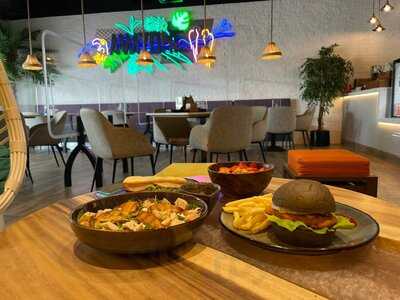 ‪amazone Restaurant & Cafe Mbr‬