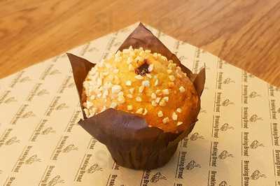 ‪breaking Bread‬