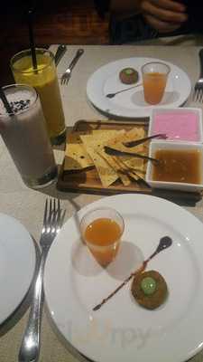 ‪antique Bazaar‬