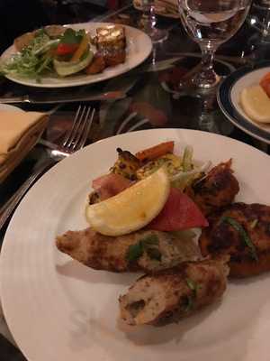 ‪antique Bazaar‬