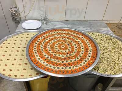 ‪shubra Sweets & Bakery‬