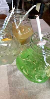 ‪bodega Streetfood‬