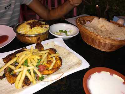 ‪city Burger Restaurant & Cafeteria‬