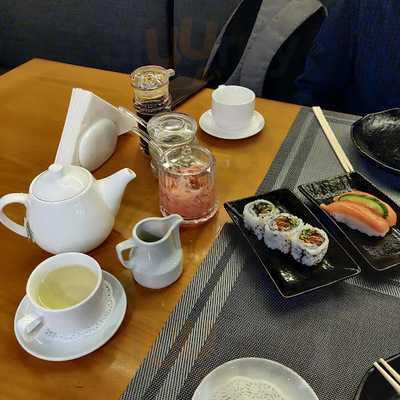 ‪itsu Modern Japanese Restaurant‬