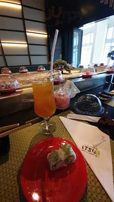 ‪itsu Modern Japanese Restaurant‬