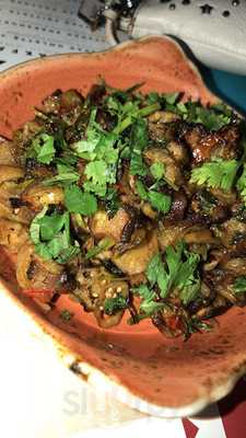 ‪one Third Food Hall‬