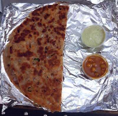 ‪pizza World & Only Parathas‬