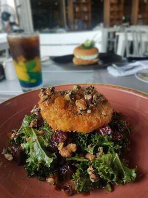 ‪il Lago By Chef Andrea‬