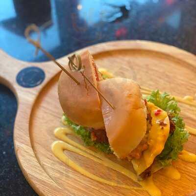 ‪status Kitchen‬