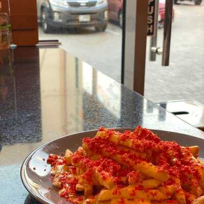 ‪status Kitchen‬