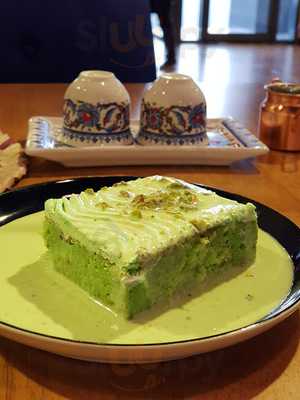 ‪cakes And More‬