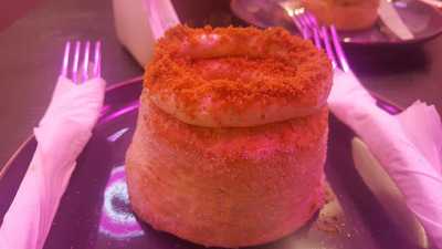 ‪dum Dum Donutterie‬