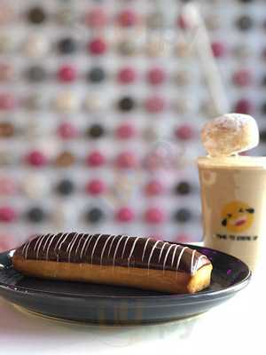 ‪dum Dum Donutterie‬